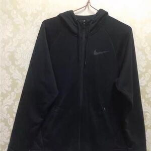 Nike Men's Black Long Sleeve Hoodie